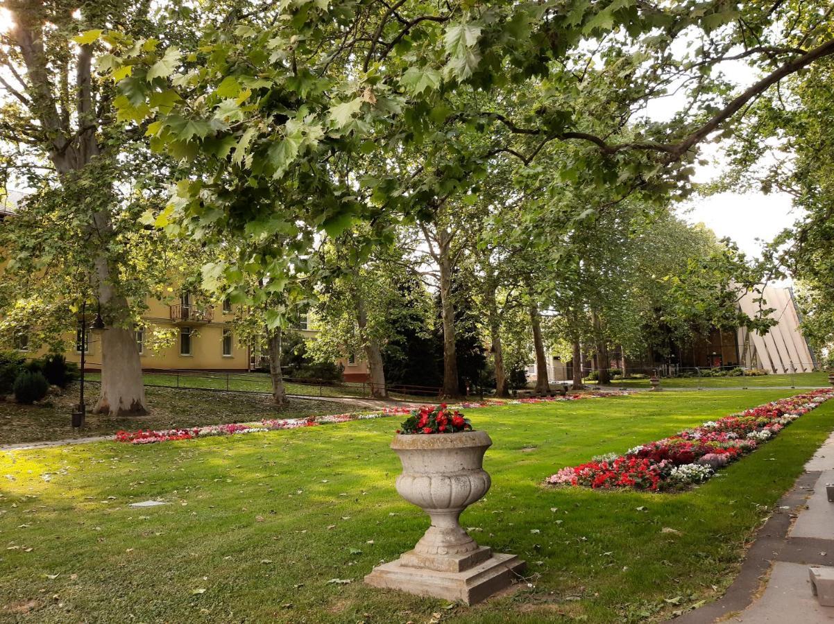 Best Relax Heviz Apartman Экстерьер фото